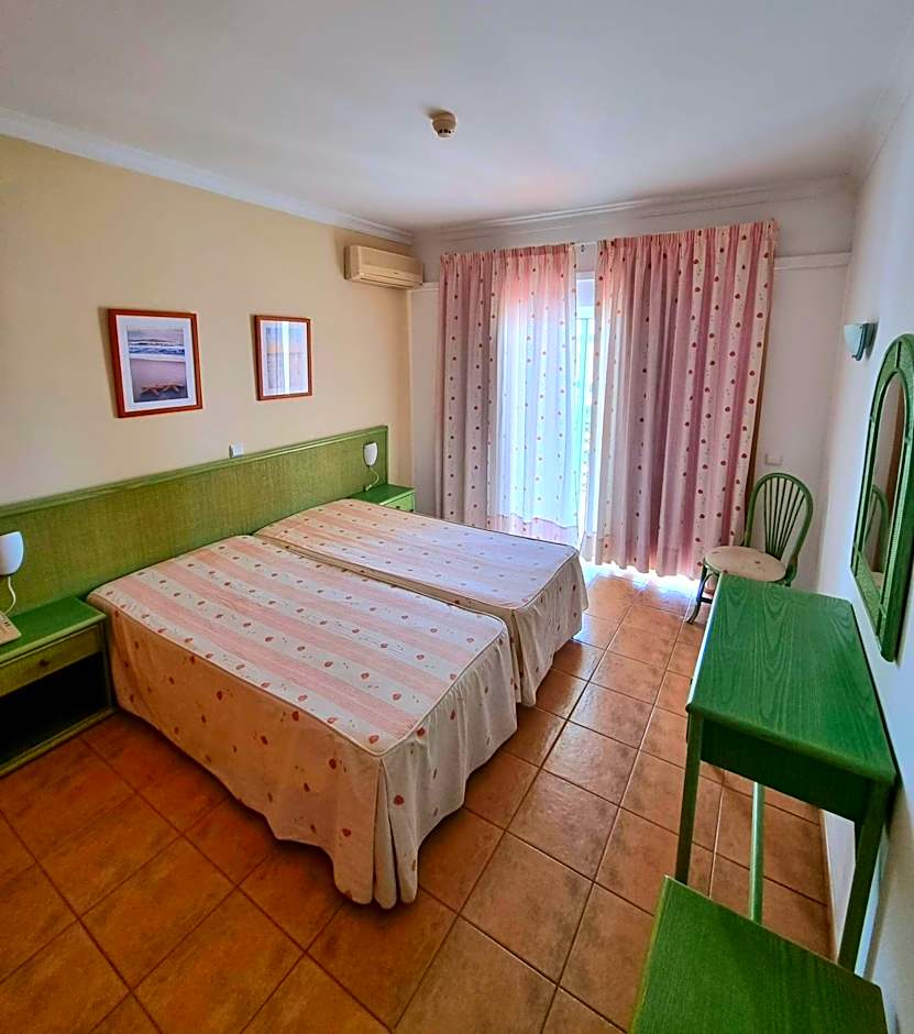 Apartamentos Turisticos Alagoa Praia