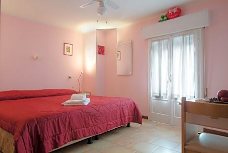 Double or Twin Room with Private Bathroom