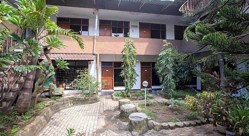 RedDoorz @ Panglima Sudirman Probolinggo