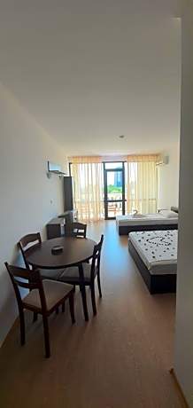 Studio with Balcony and Sea View