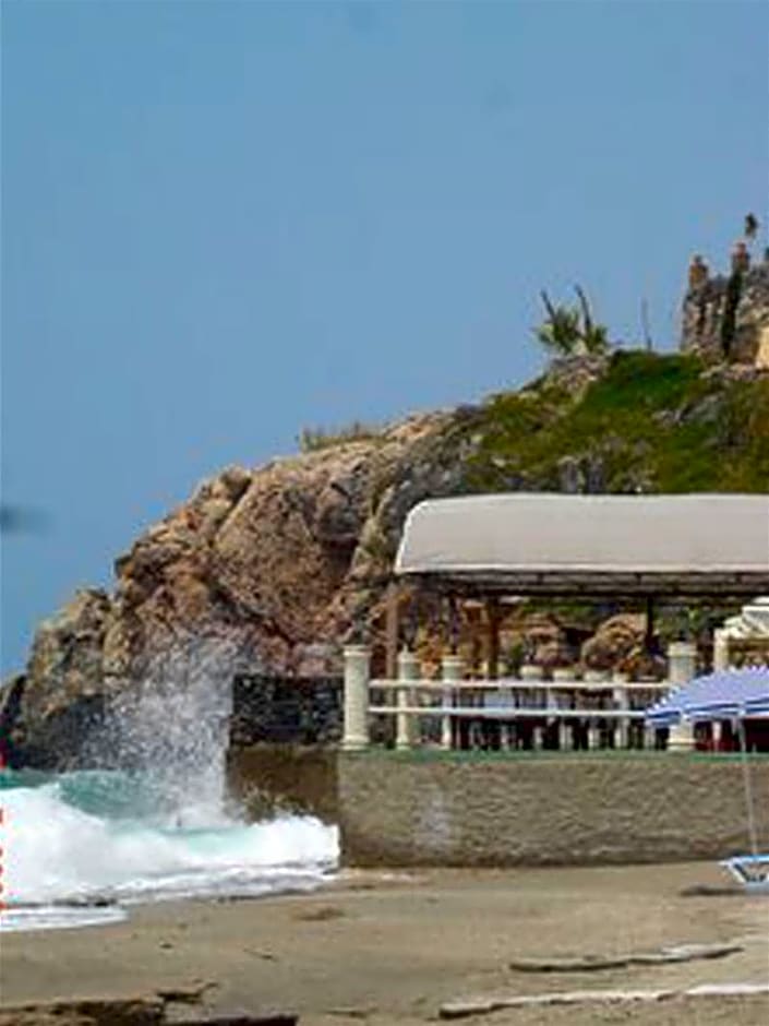 Green Paradise Beach Hotel