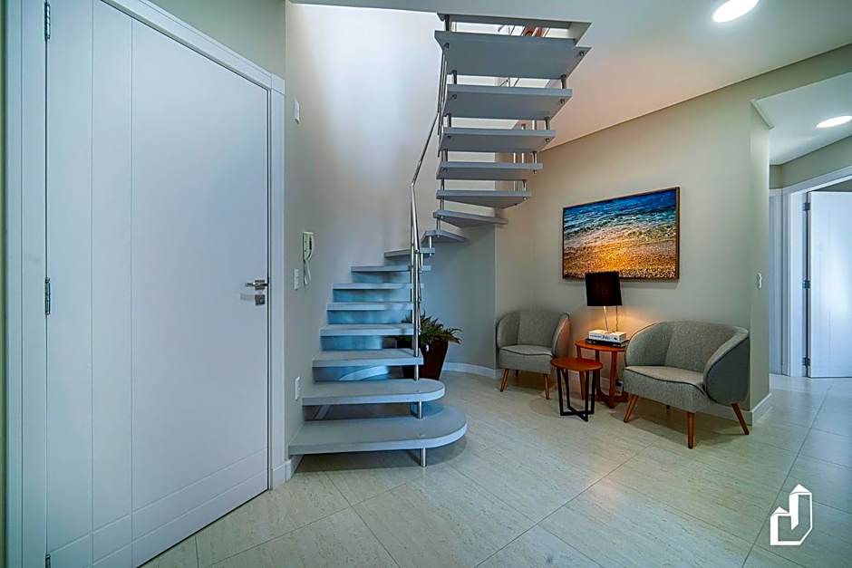 Cobertura 03 suítes, piscina privativa e vista mar