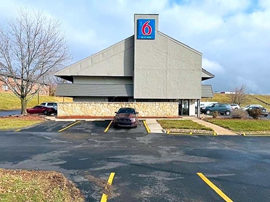 Motel 6-Cedar Rapids, IA