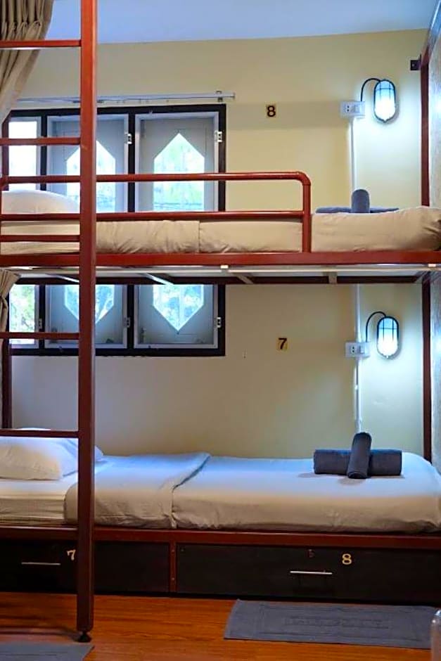 @Home Hostel Wua Lai – Chiang Mai, IA