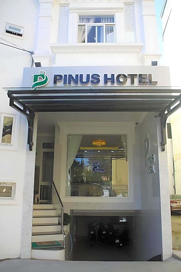 Pinus Hotel