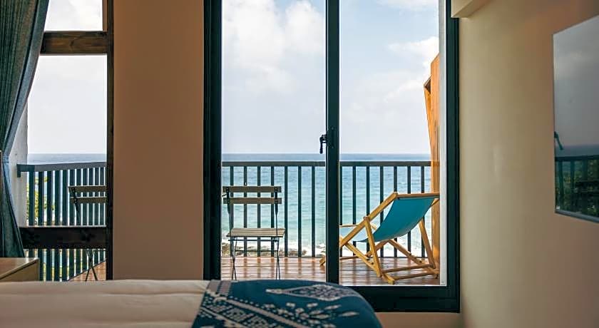 Chuanfanrock Haku Beach Days Inn