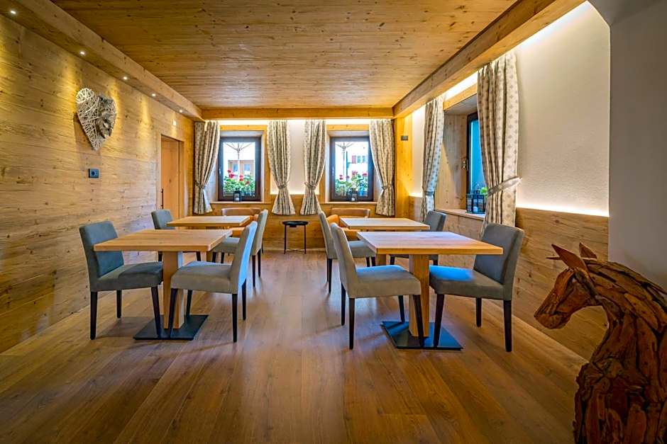 Il Cavallino - Albergo & Appartamenti