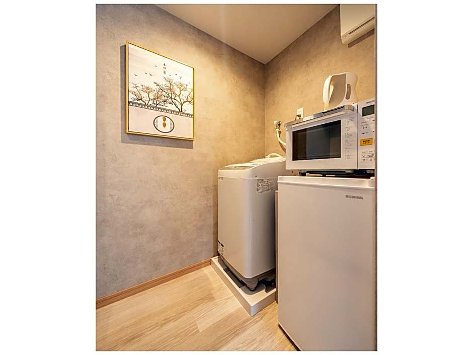 Designed apart ment Yamanote Line Shin-Okubo Sta 3 min walk