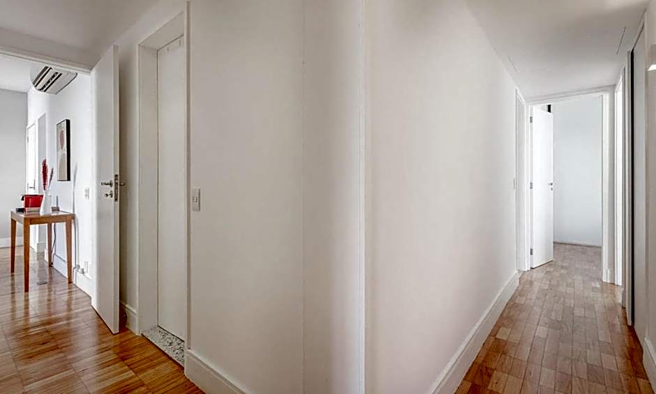 Tabas Maravilhoso apê 3 quartos Leblon LB0035