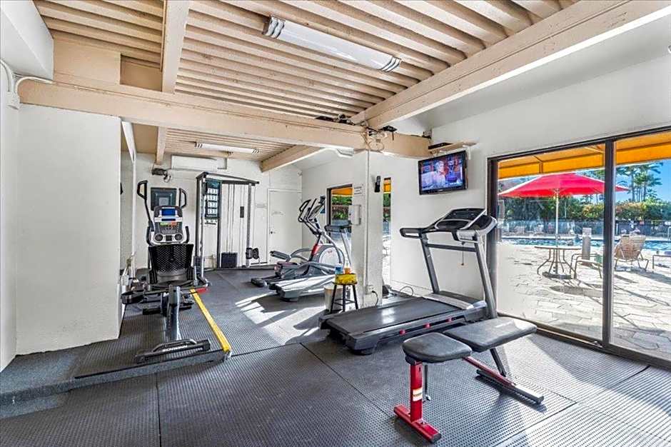Cozy Condo in Kihei at Kamaole Sands Building 3 Unit 202