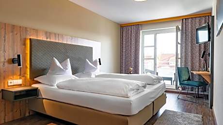Superior Plus Room