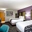 La Quinta Inn & Suites by Wyndham Davenport