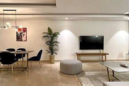 Business Travelers and Families - 3 Bedrooms