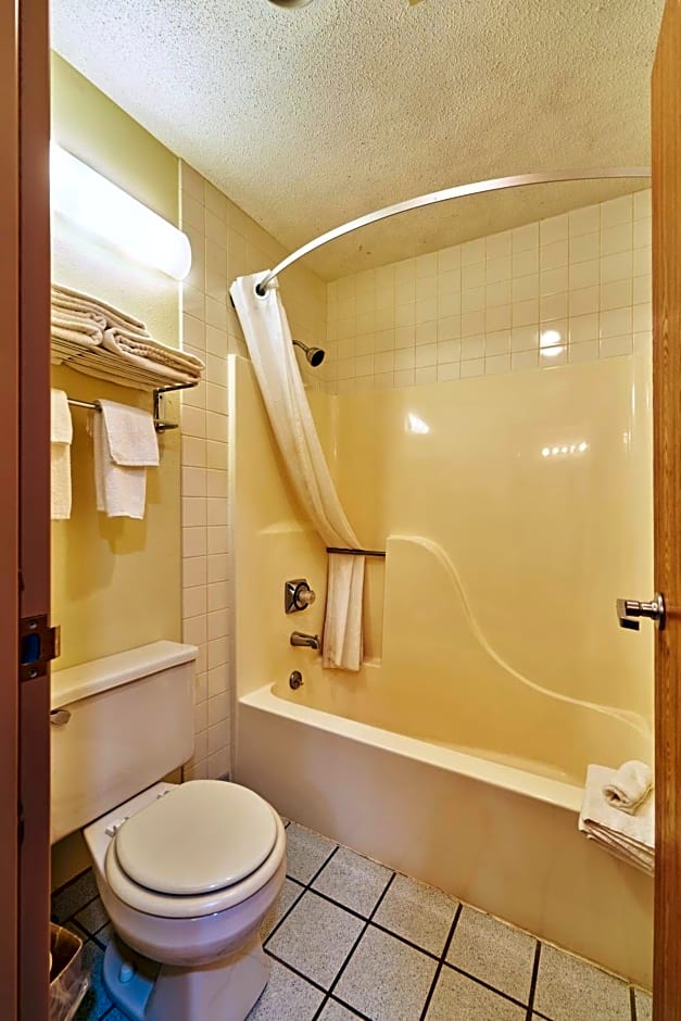 Econo Lodge Maquoketa