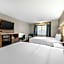 Econo Lodge Inn & Suites Santa Fe South