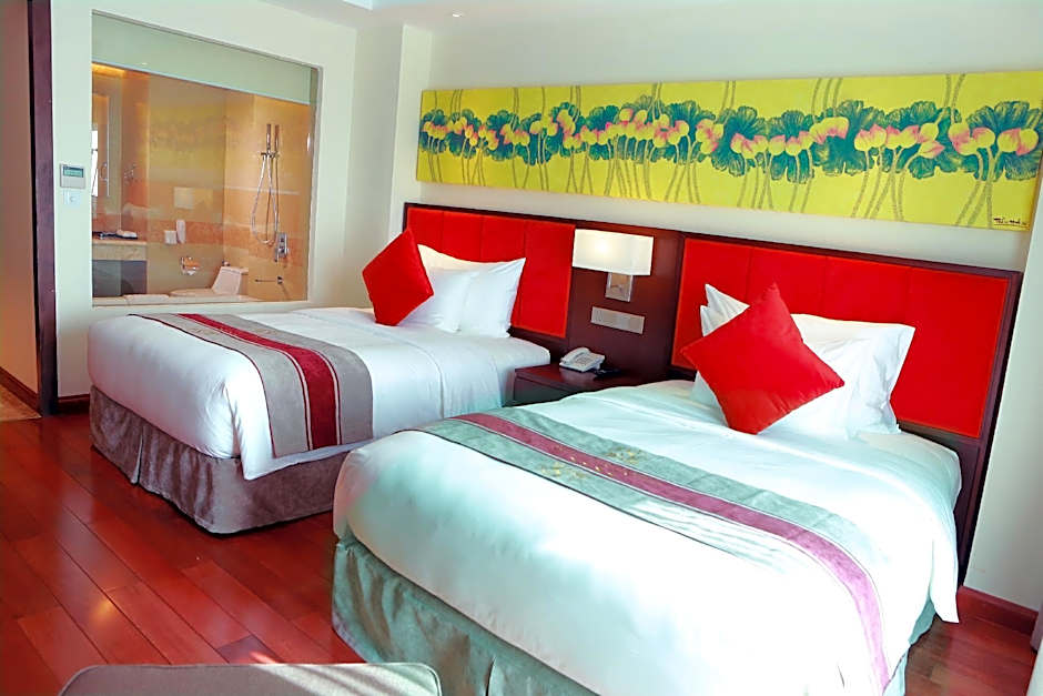 Summer Hotel