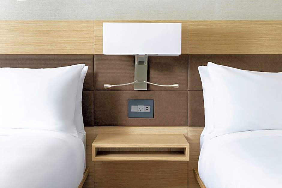 AC Hotel by Marriott Honolulu