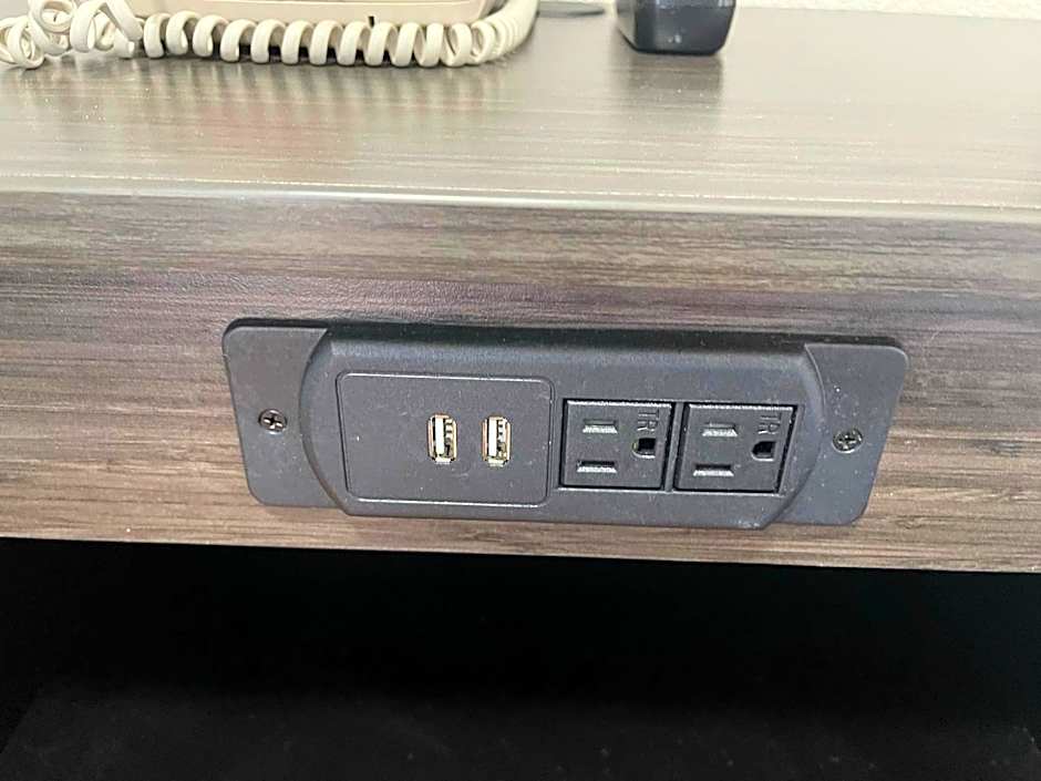 Motel 6 Denton, TX - UNT