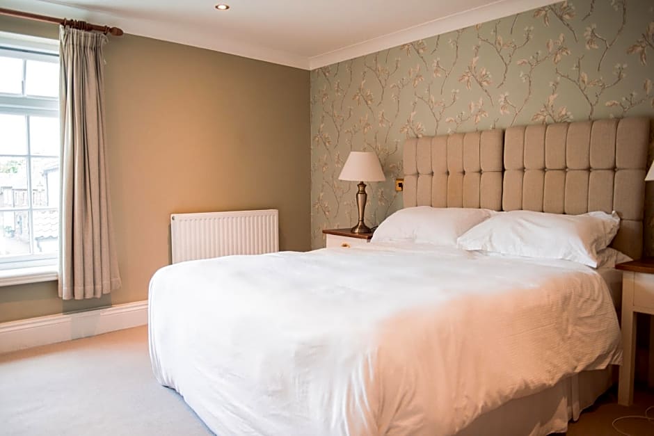Photo 1 of 18 of Deluxe 1 Double Bed or 2 Beds