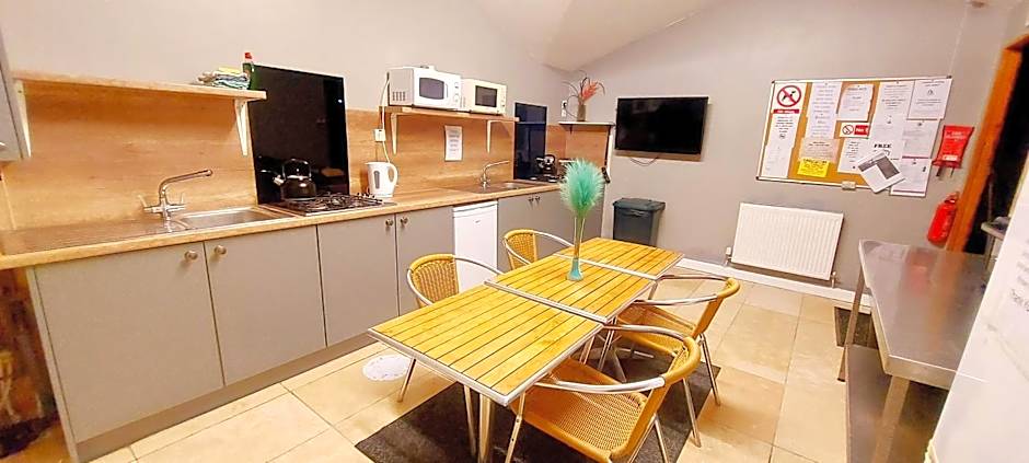 Private Heated Bedrooms at The Bunkhouse in Snowdonia Perfect for Bikers and Walkers