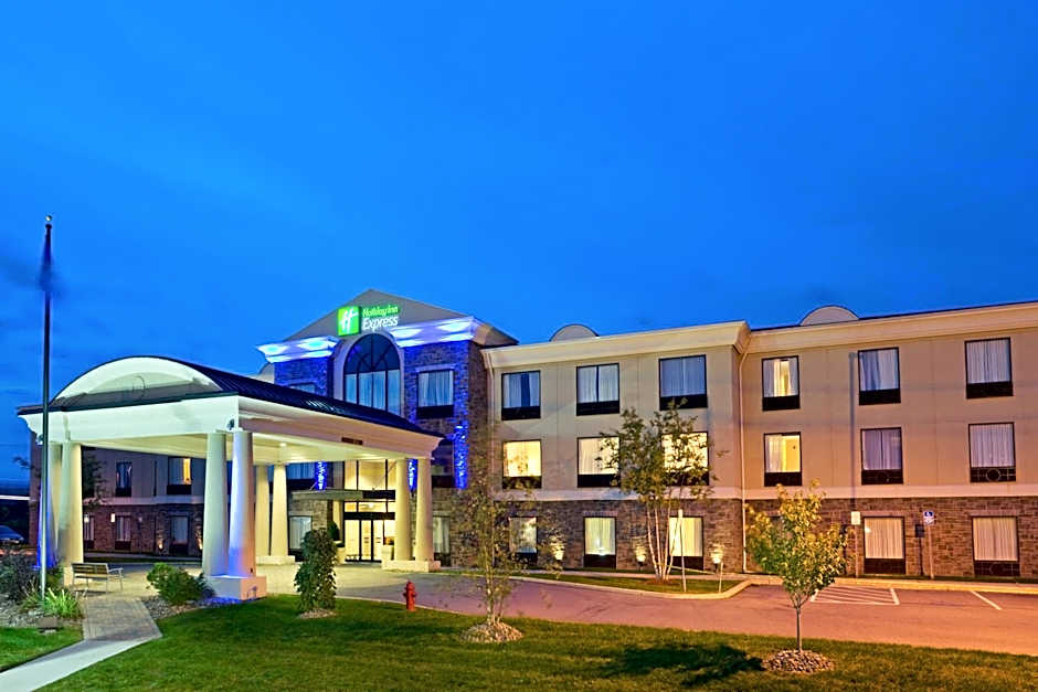 Holiday Inn Express Hotel & Suites Chester By IHG