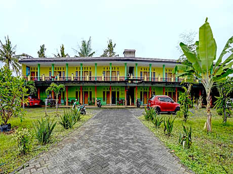 Hotel O Anisah Adil Homestay SyariahNearsmart Kampung Desa Pakistaji