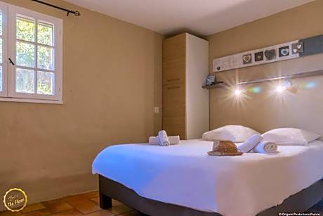 Two-Bedroom Villa with Terrace (4 Adults)