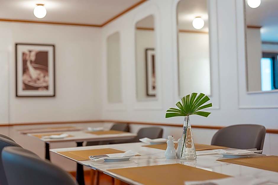 Oakwood Hotel & Residence Bangkok