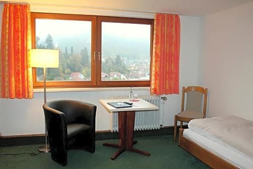 Hotel am Bad-Wald