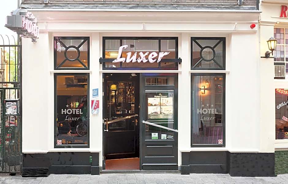 Hotel Luxer
