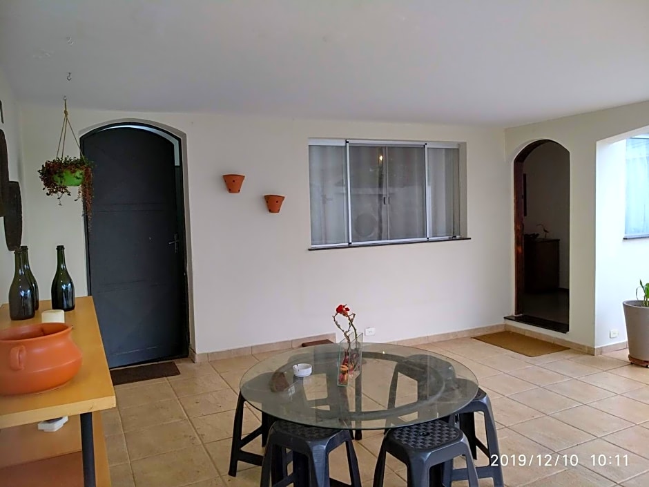 CASA 230 - Pousada & Hostel