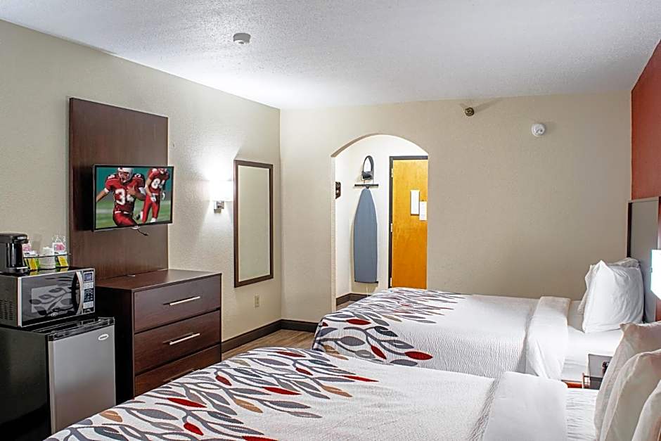 Red Roof Inn & Suites Middletown-Franklin