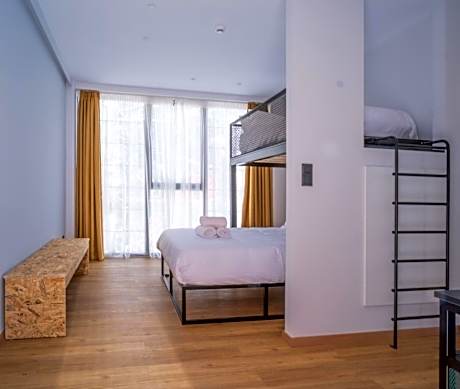 Comfort Triple Room with Patio