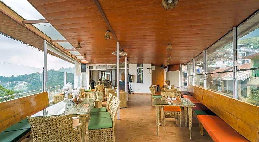 Tripli Hotels M & Resort