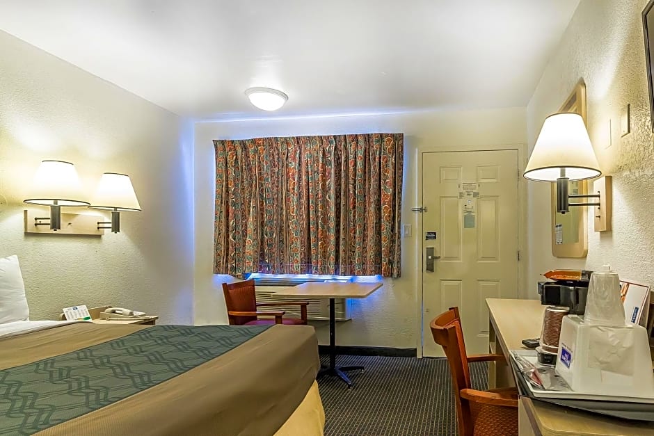 Rodeway Inn Nashville