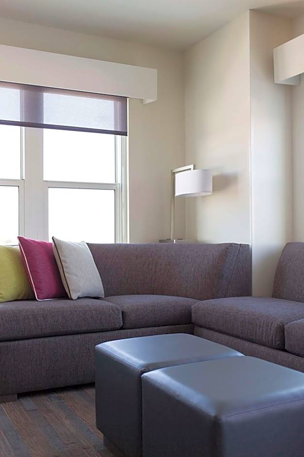 Hyatt House Charleston - Historic District