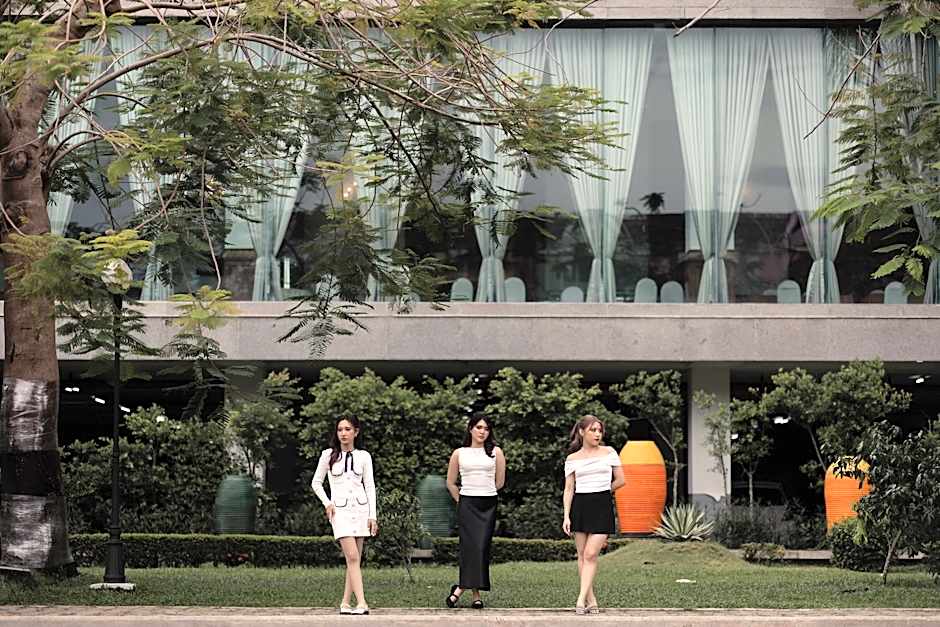 Twin Lotus Hotel