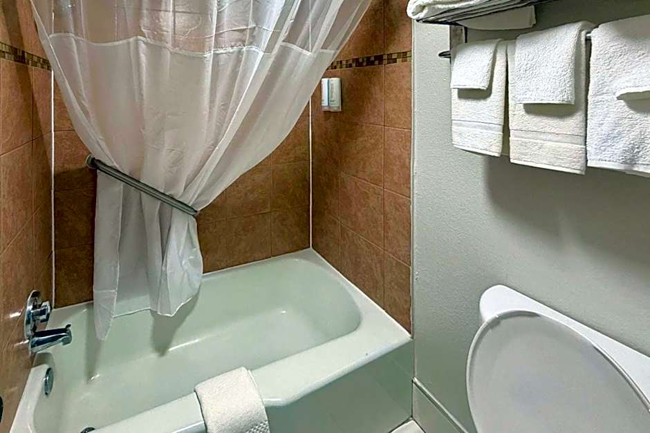 Park Inn by Radisson Weldon - Roanoke Rapids