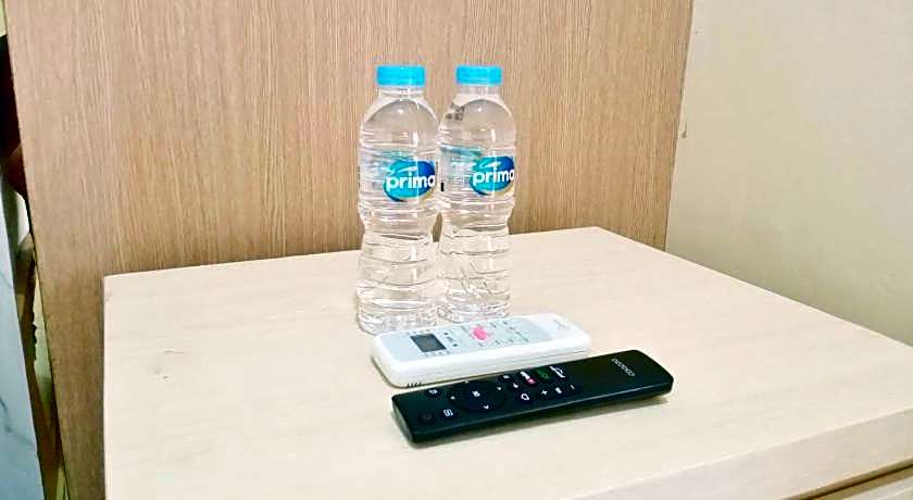 RedDoorz near Alun Alun Slawi