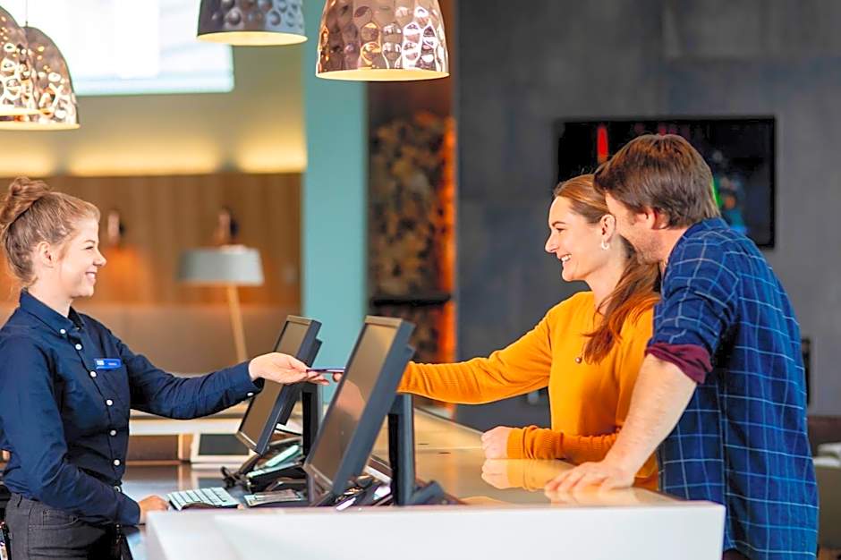 Holiday Inn Express And Suites Queenstown By IHG