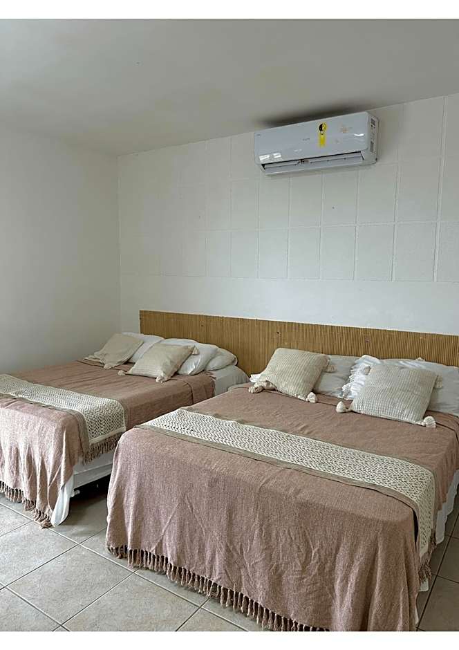 Casa Ilha| beira mar, piscina aquecida, 4 suítes