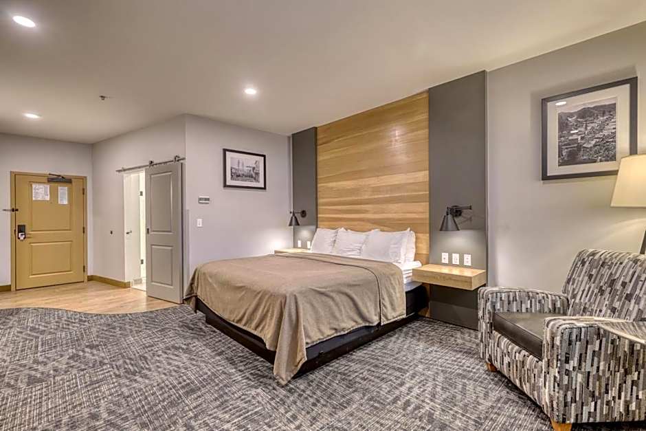 The Lodge at Deadwood