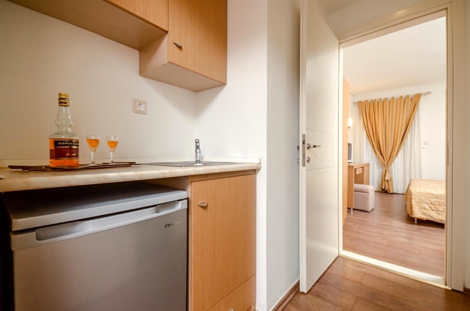 Aeolis Boutique Hotel