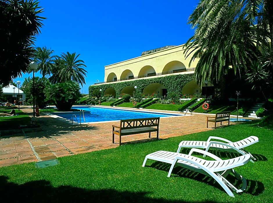 Parador De Ceuta Hotel La Muralla