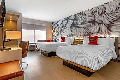 Standard Queen Room with Two Queen Beds - Non-Smoking