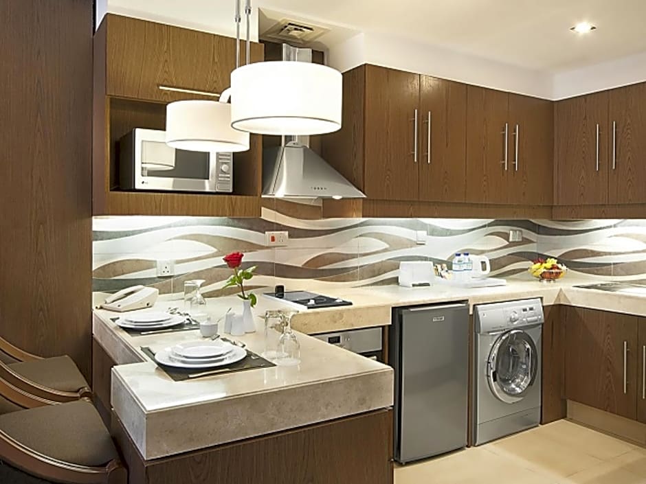 Oaks Liwa Executive Suites