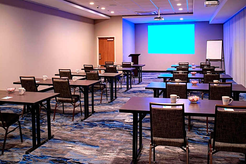Fairfield Inn & Suites by Marriott Columbus, IN