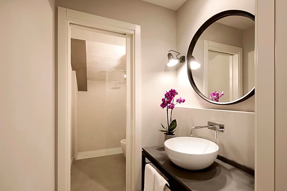 Opera35 Boutique Hotel