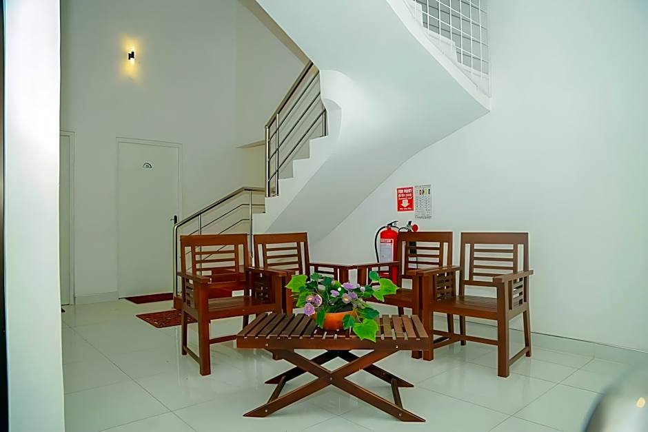 Hotel Moonstone
