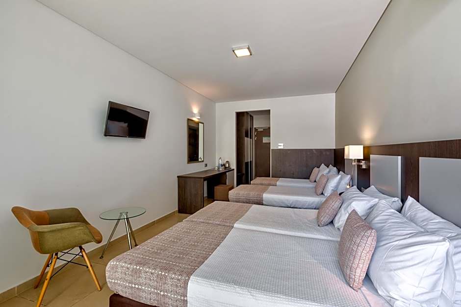 White Olive Premium Laganas